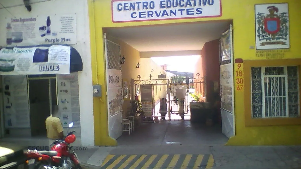 Centro Educativo Cervantes Entrada