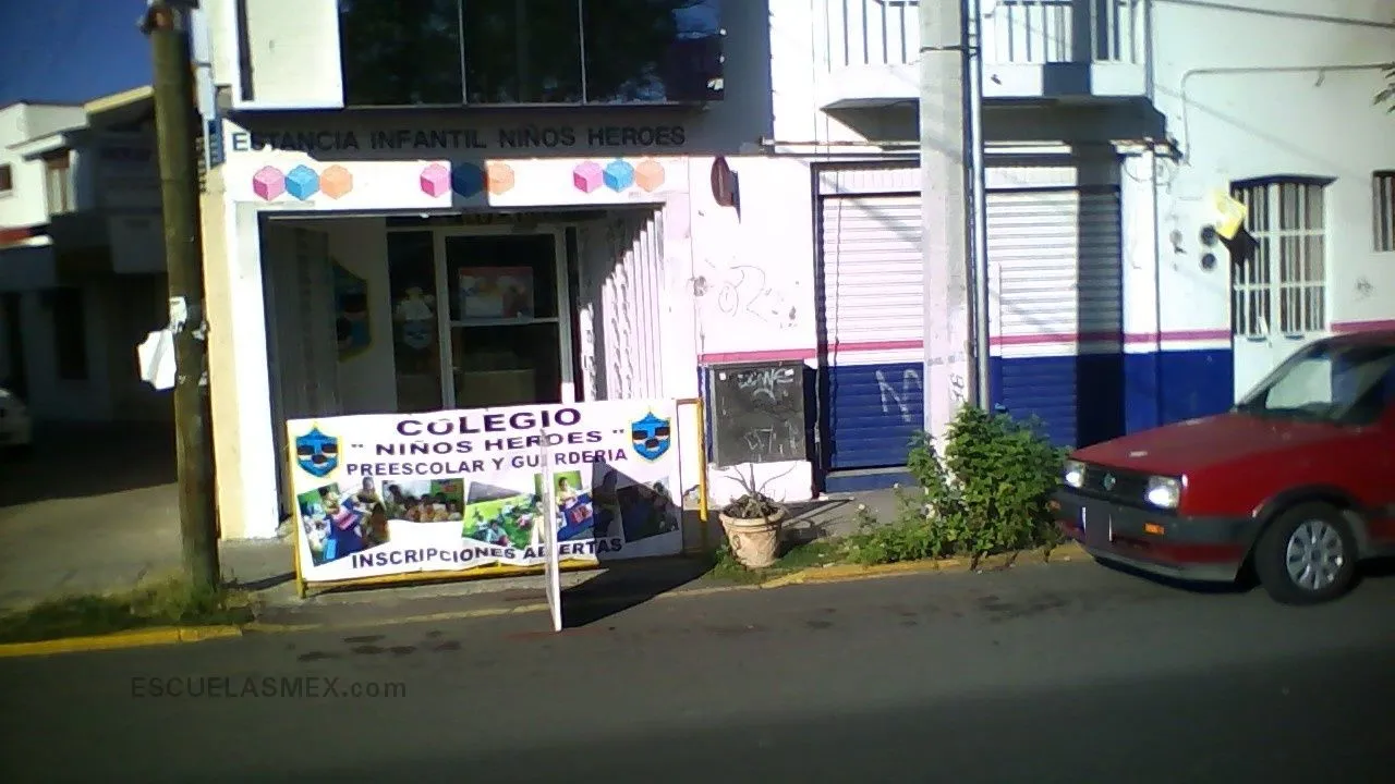 Colegio Niños Heroes Entrada