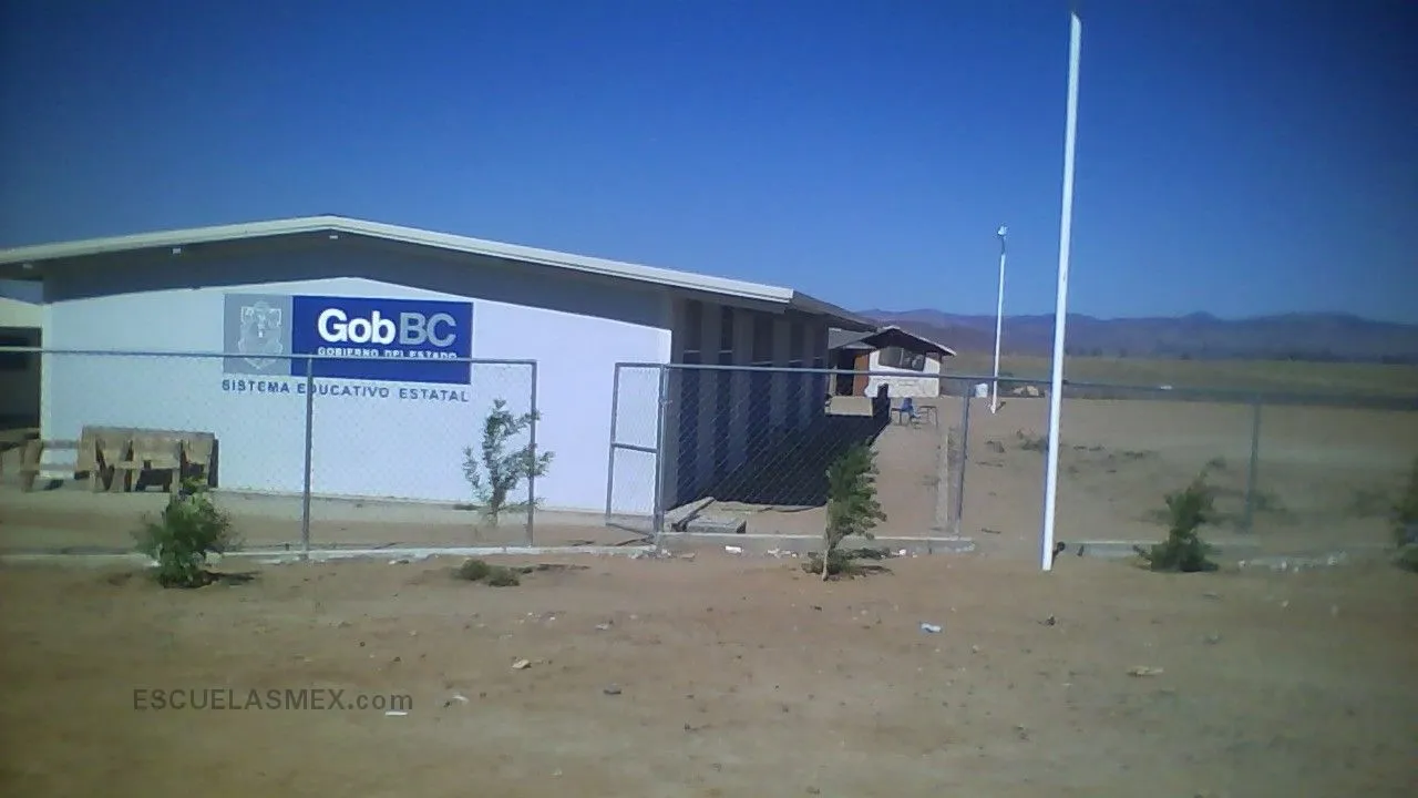 Vee Dakuay Entrada