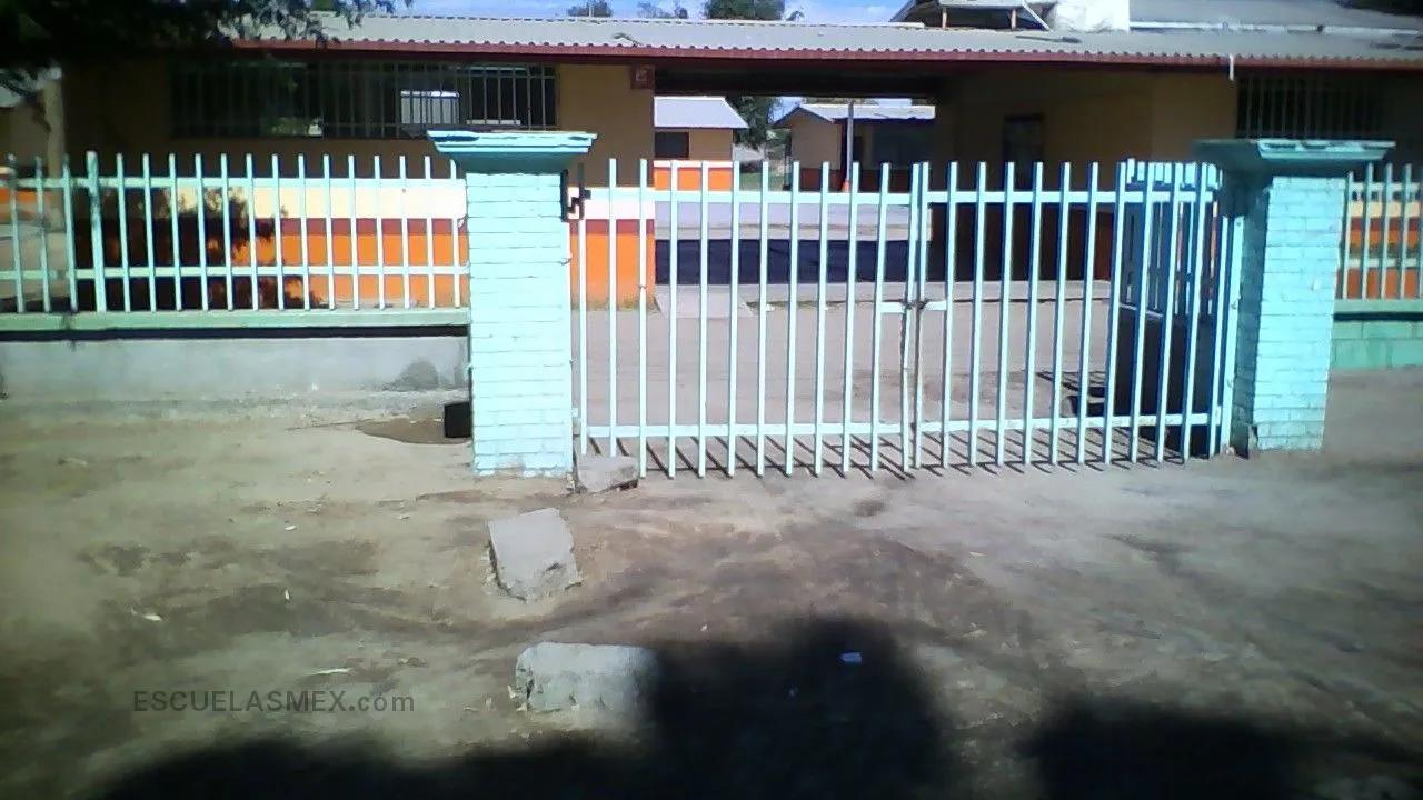 Lazaro Cardenas Entrada