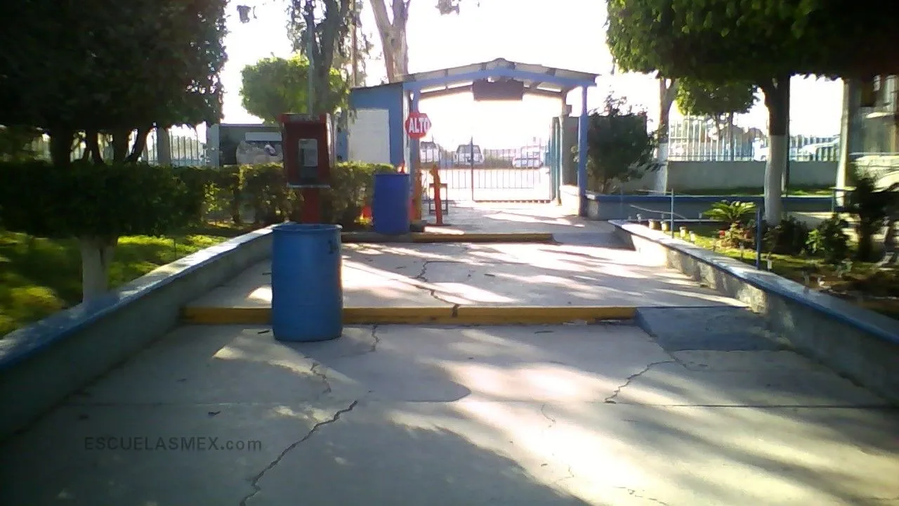 Escuela Secundaria Tecnica Num. 29 Crescencio Lea Ortega Entrada