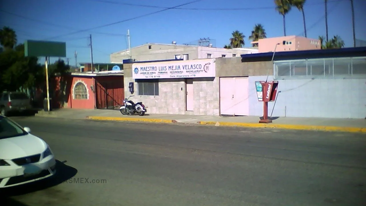 Colegio Profa. Elenita Mejia Velasco Entrada