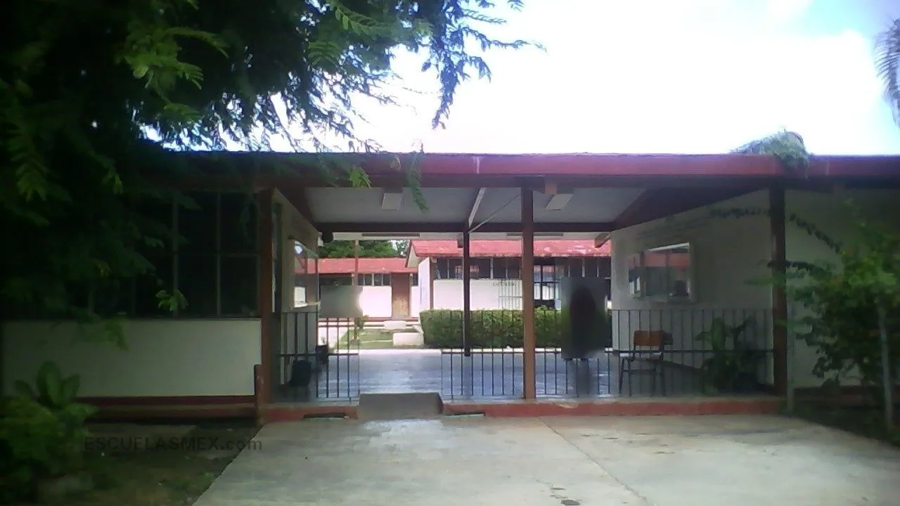 Escuela Secundaria Tecnica Num 16 Entrada
