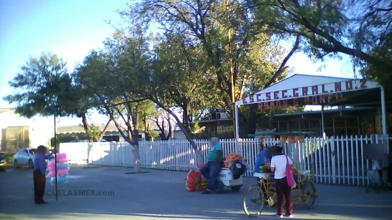 Ramon G. Bonfil Entrada