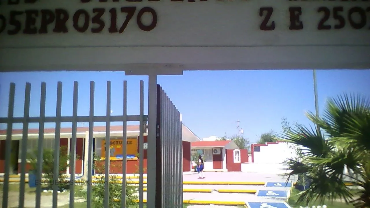 Andres Cardenas Amaro Entrada