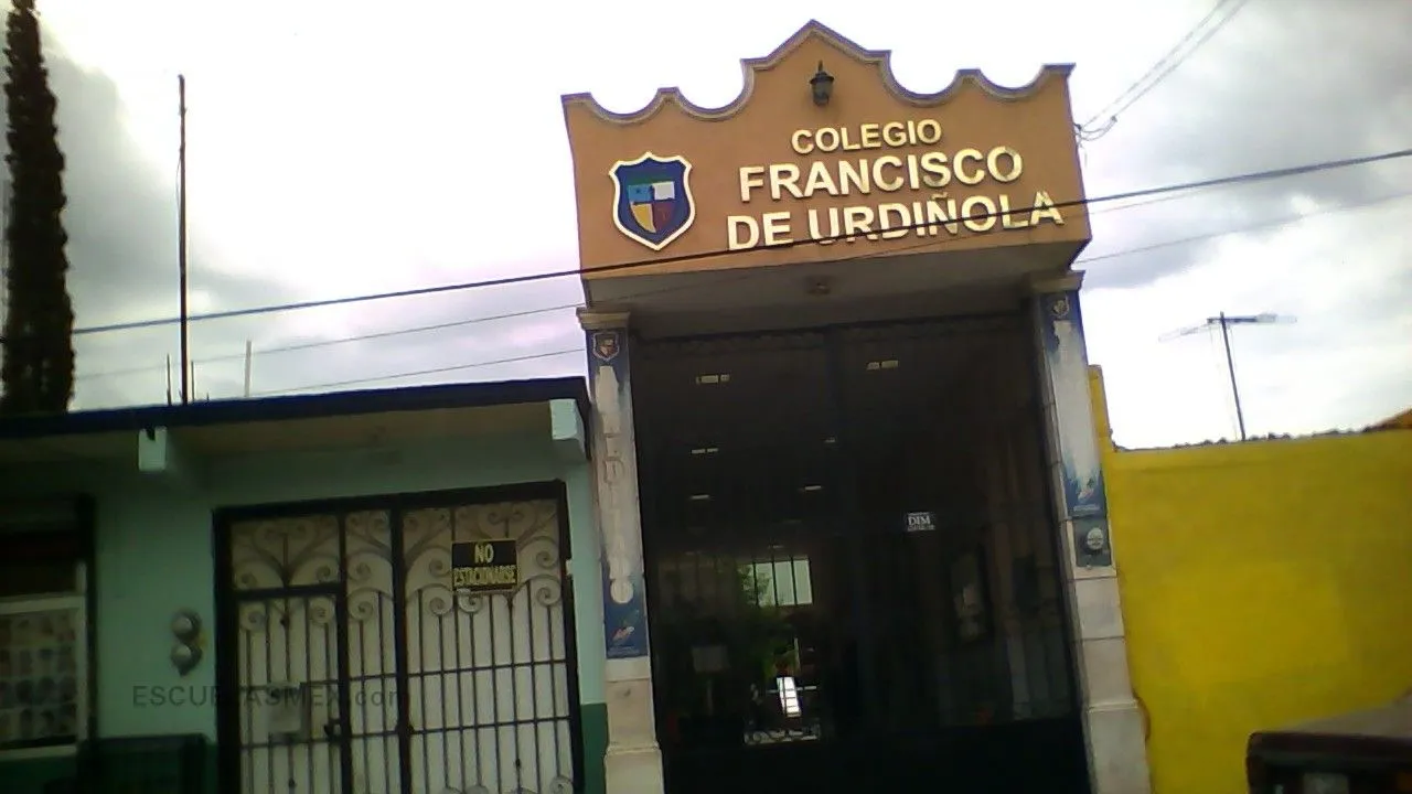 Colegio Francisco de Urdiñola Entrada