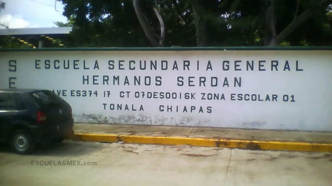 Hermanos Serdan Entrada