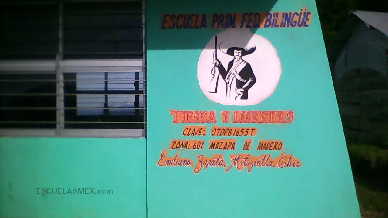 Tierra y Libertad Entrada