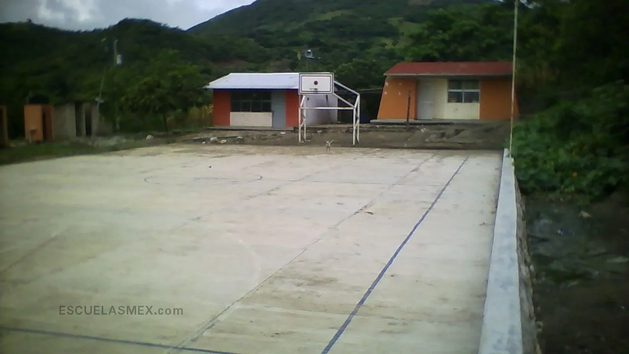 Salvador Urbina Entrada