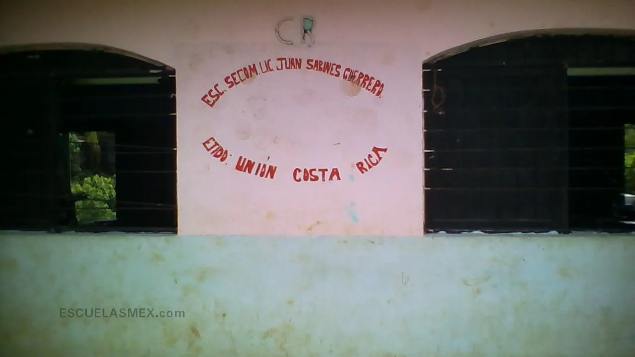 Secundaria Comunitaria Entrada
