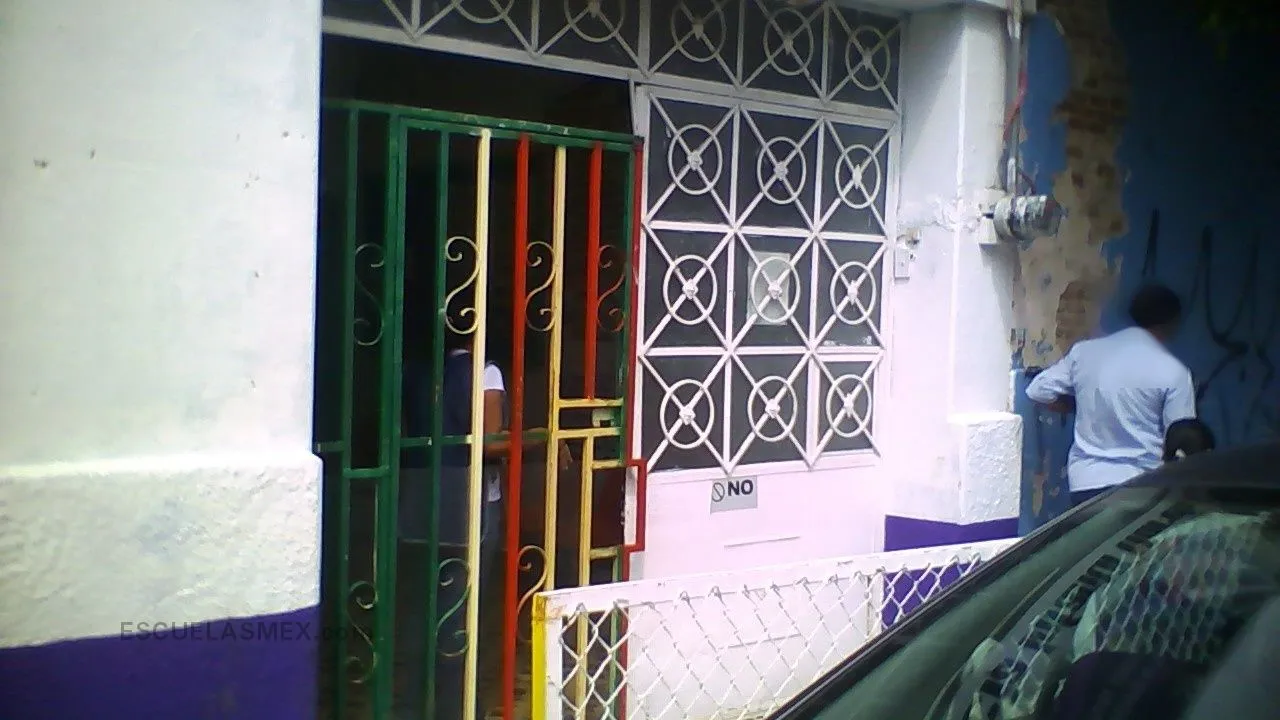 Centro Educativo Julio Verne Entrada