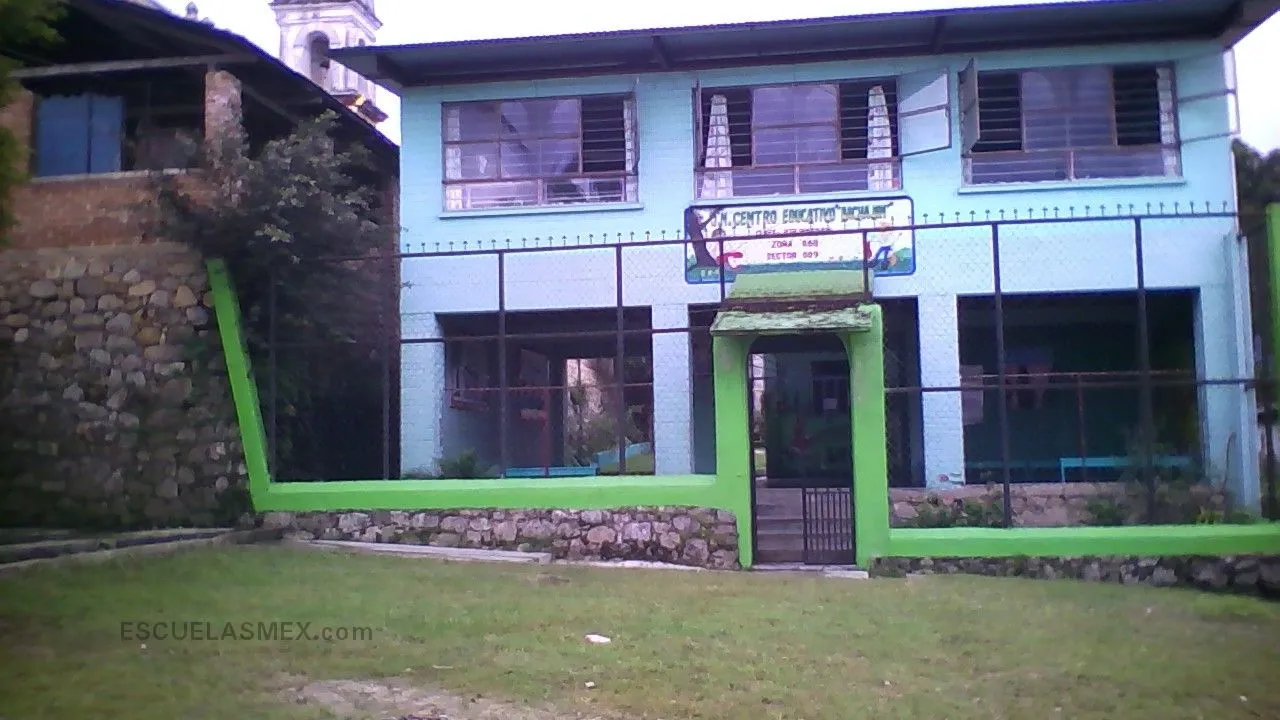 Centro Educativo Bachajon Entrada