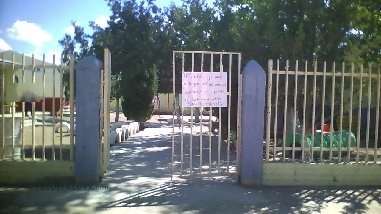 Luz Maria Serradel 1092 Entrada