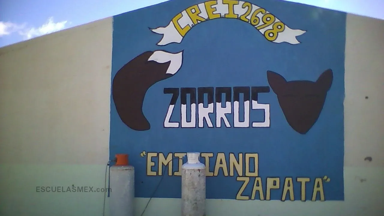 Centro Regional de Educ. Int. Emiliano Zapata 2698 Entrada