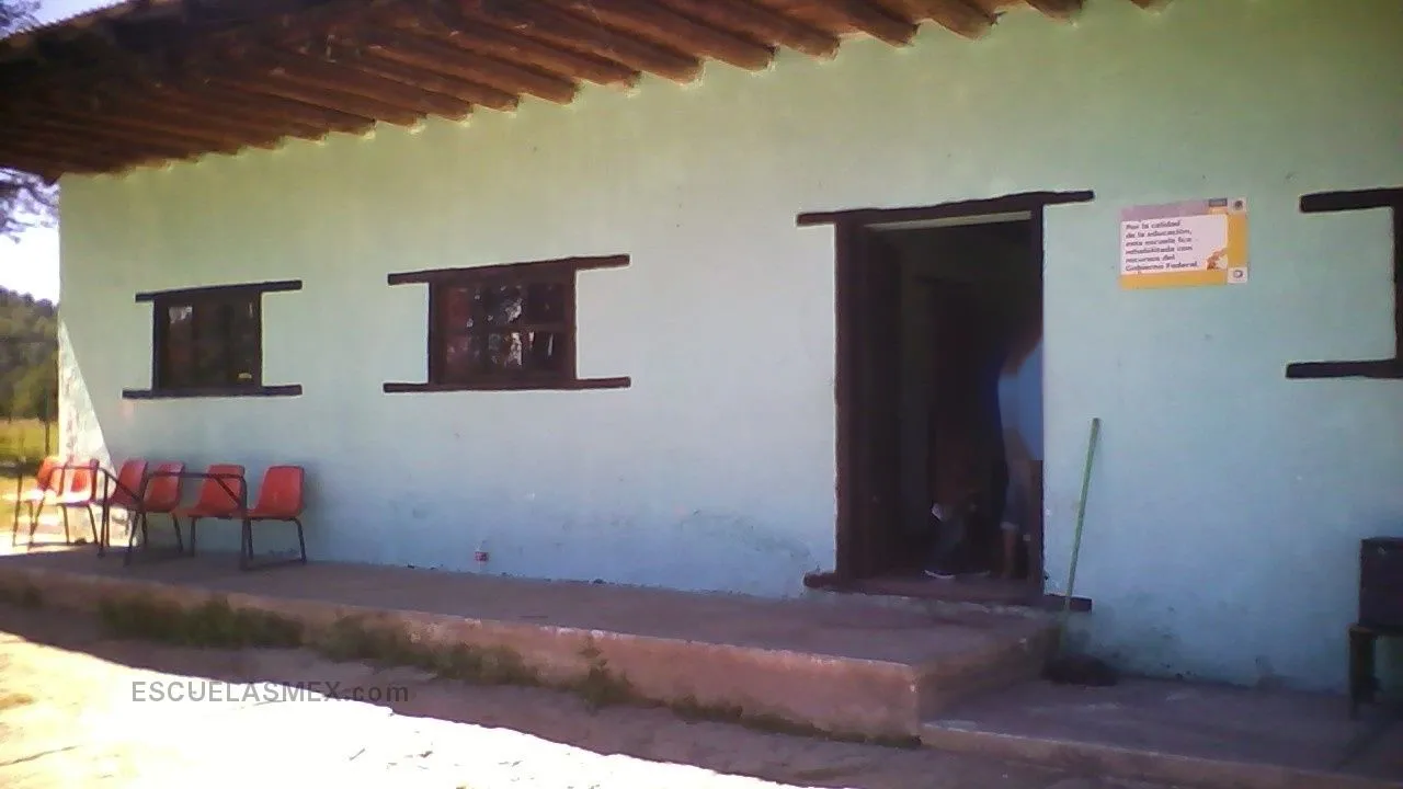 Secundaria Comunitaria Entrada