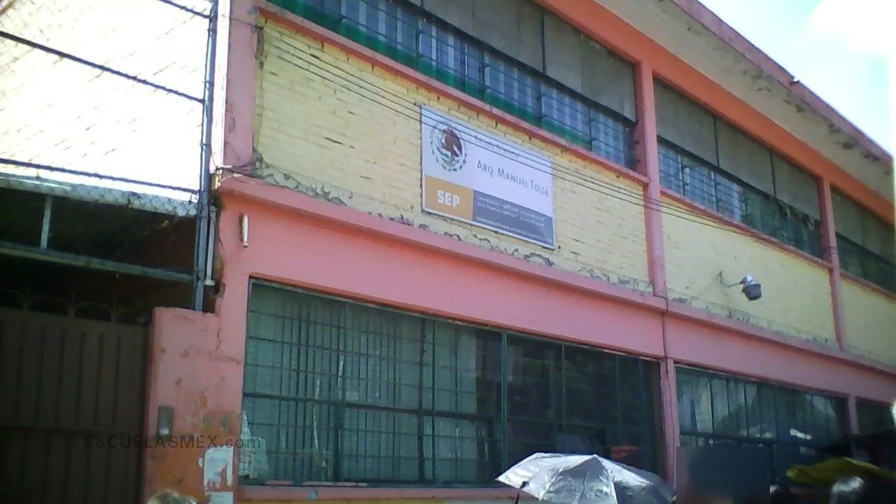 Arq. Manuel Tolsa Entrada