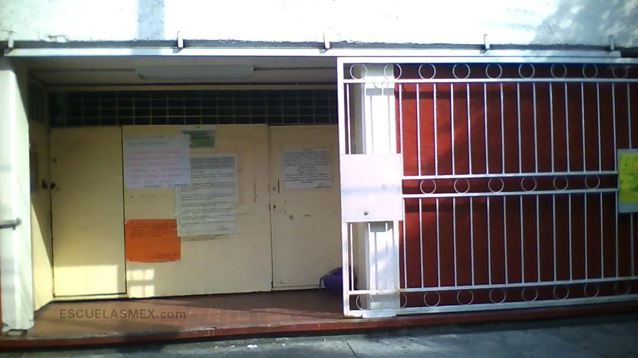 Escuela Secundaria Técnica 8 Entrada