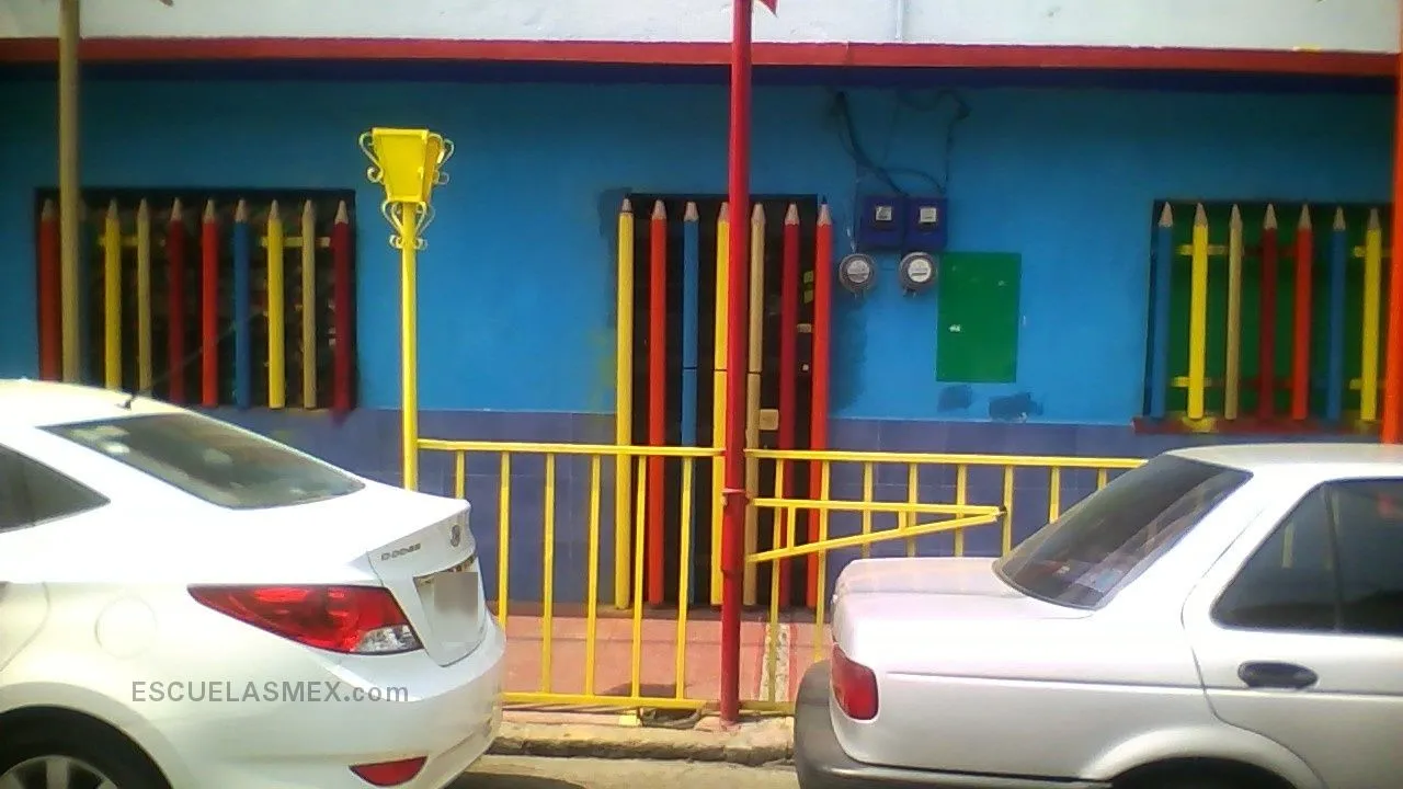 Mariano Riva Palacio Entrada