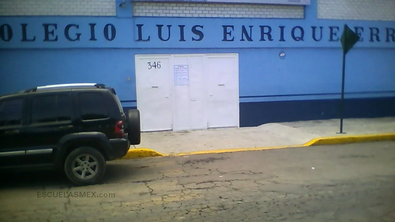 Colegio Luis Enrique Erro y Soler Entrada