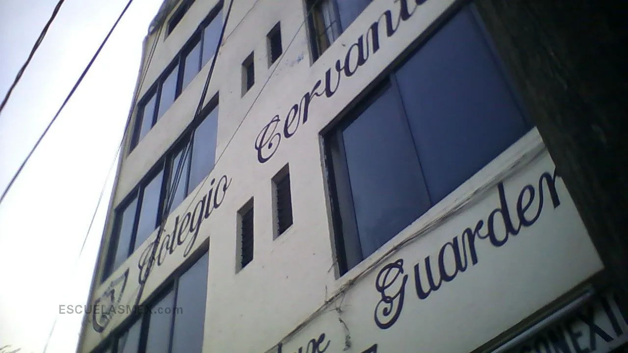 Colegio Cervantes Entrada