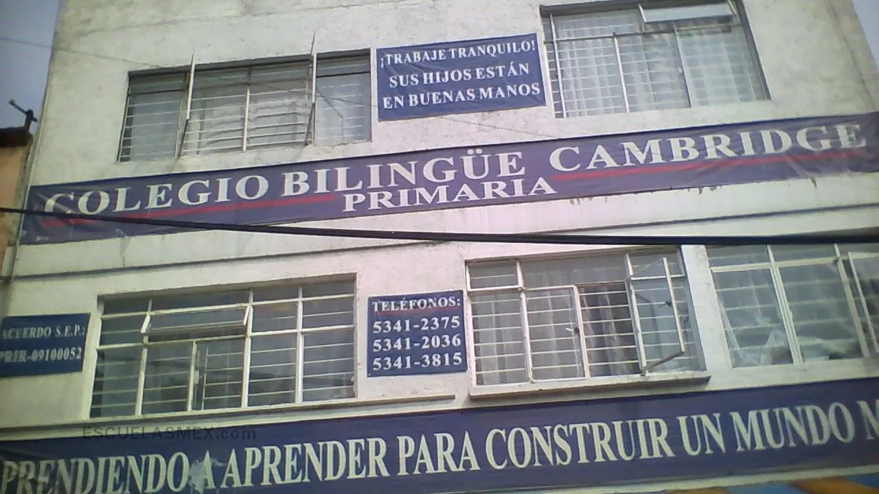 Colegio Bilingüe Cambridge Entrada