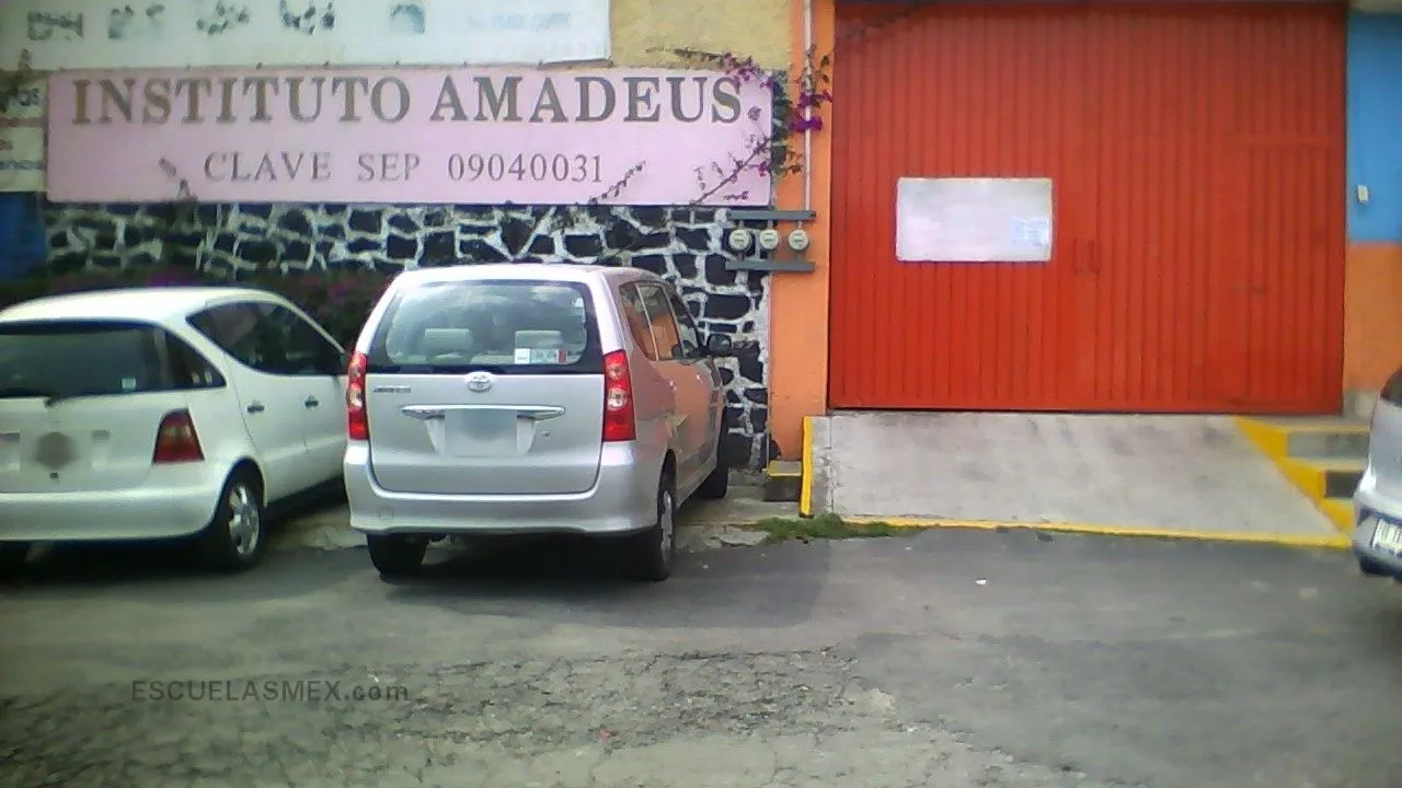 Instituto Amadeus Entrada