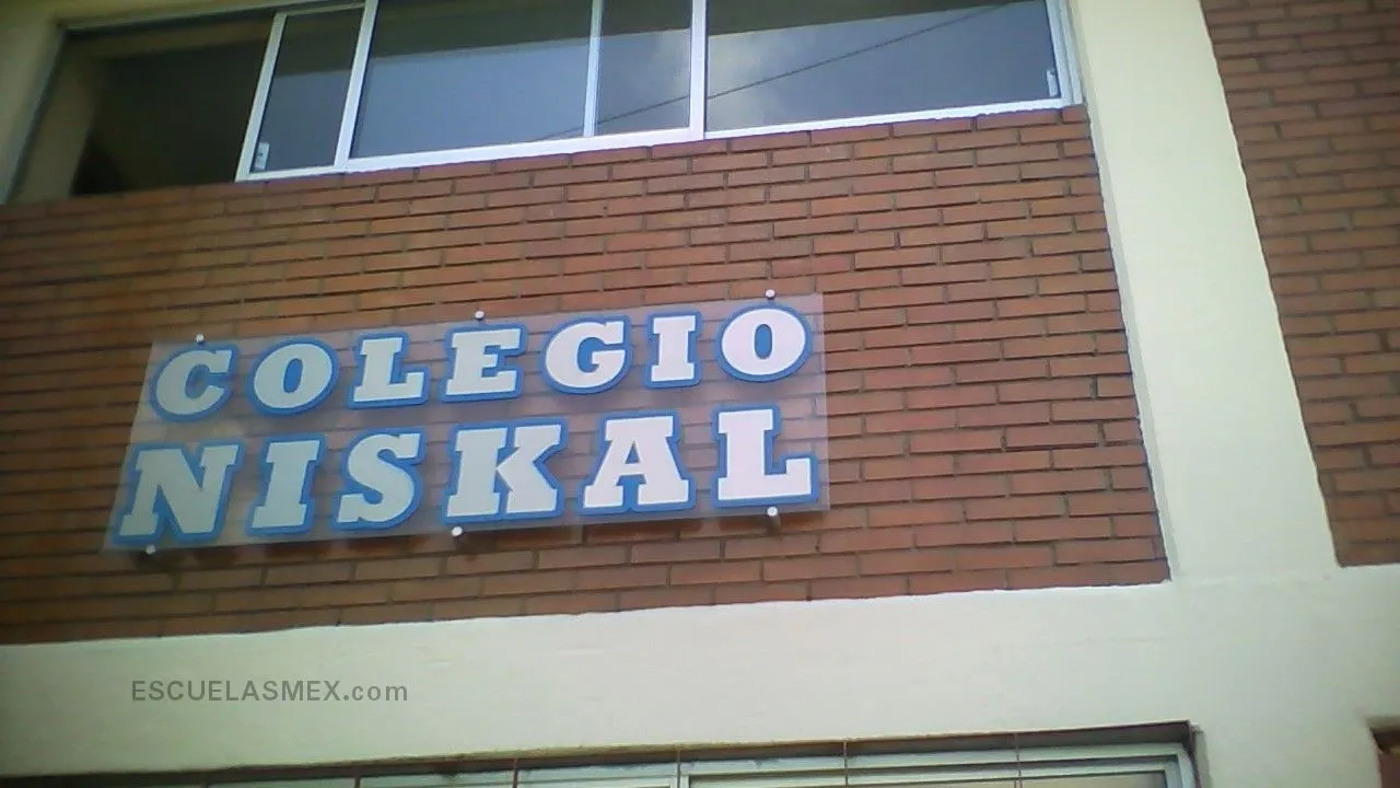 Colegio Niskal Entrada