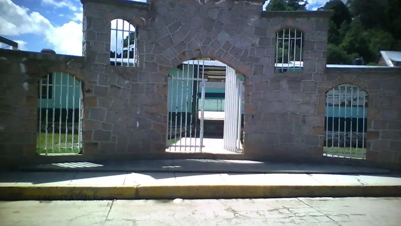 Mtro Carlos A Carrillo Entrada