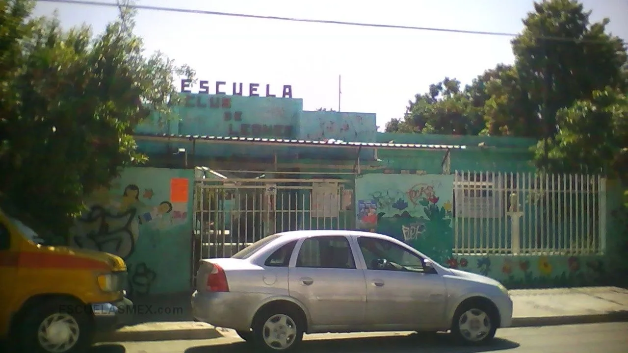 Club de Leones Entrada
