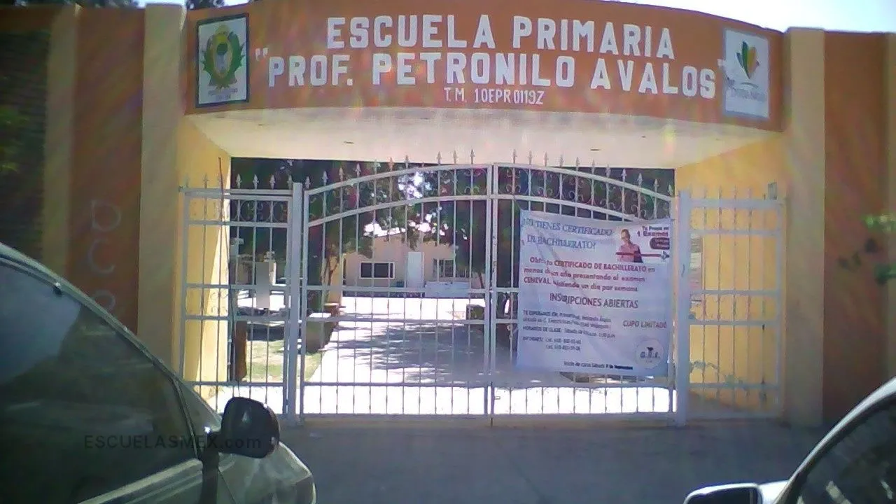 Prof. Petronilo Avalos Entrada