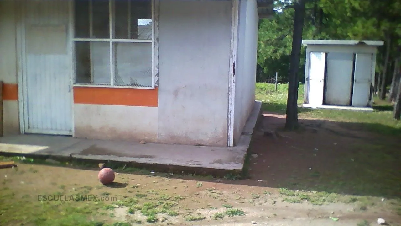 Secundaria Comunitaria Indigena Entrada