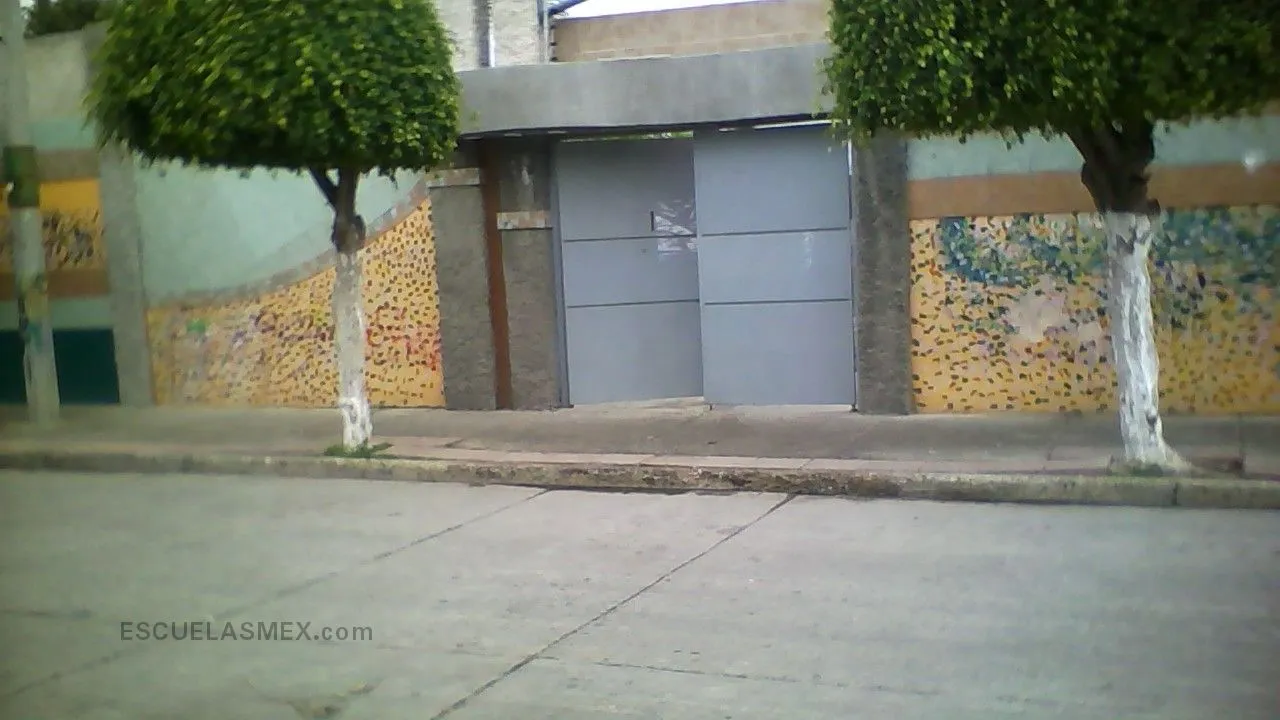 Secundaria General N° 7 Margarita Paz Paredes Entrada