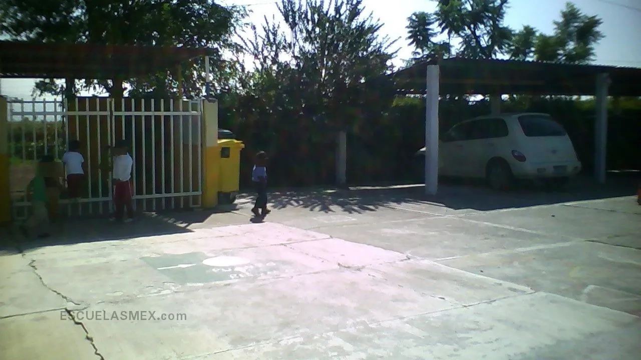 Justo Sierra Entrada