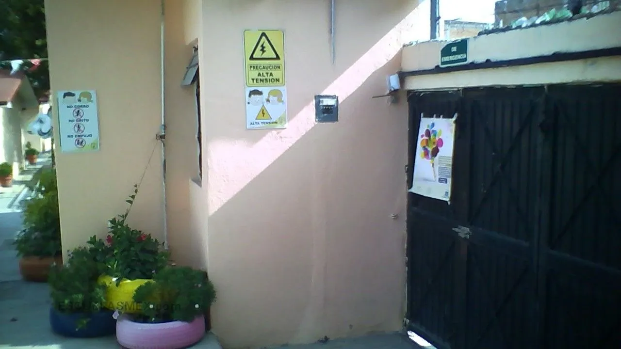 Alfonso Reyes Ochoa Entrada