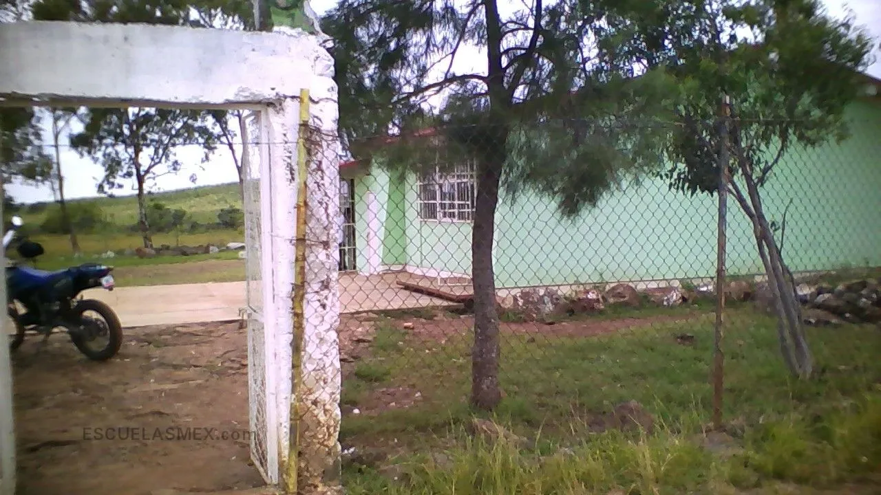 Lazaro Cardenas Entrada