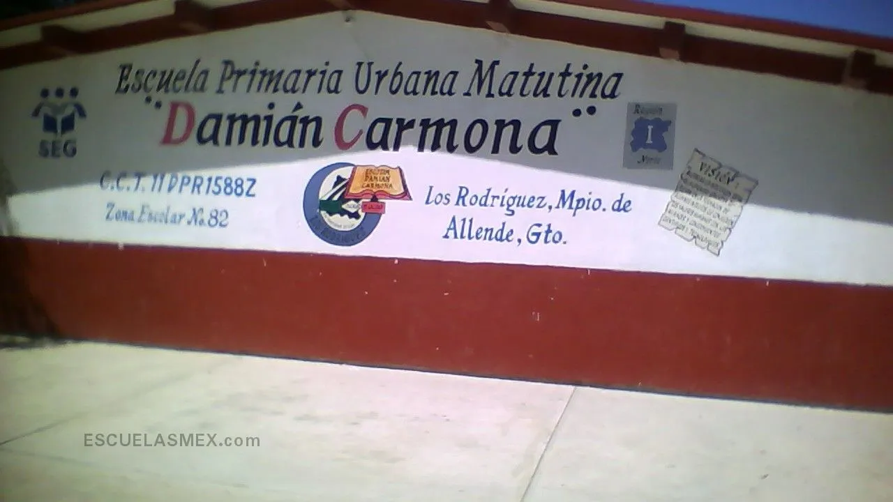 Damian Carmona Entrada
