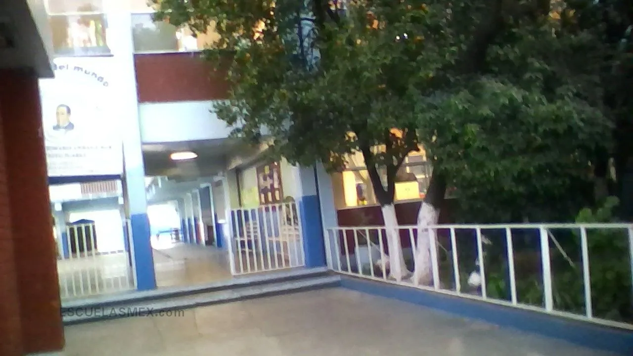 Lic. Adolfo Lopez Mateos Entrada