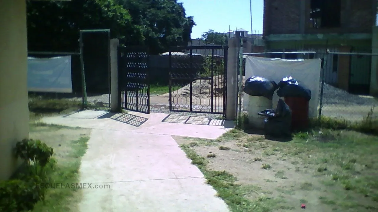 Telesecundaria Num. 129 Entrada