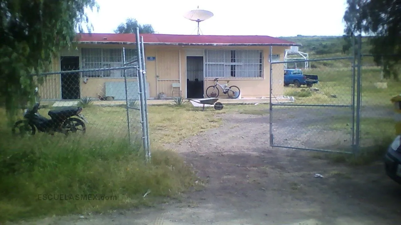 Moises Saenz Entrada