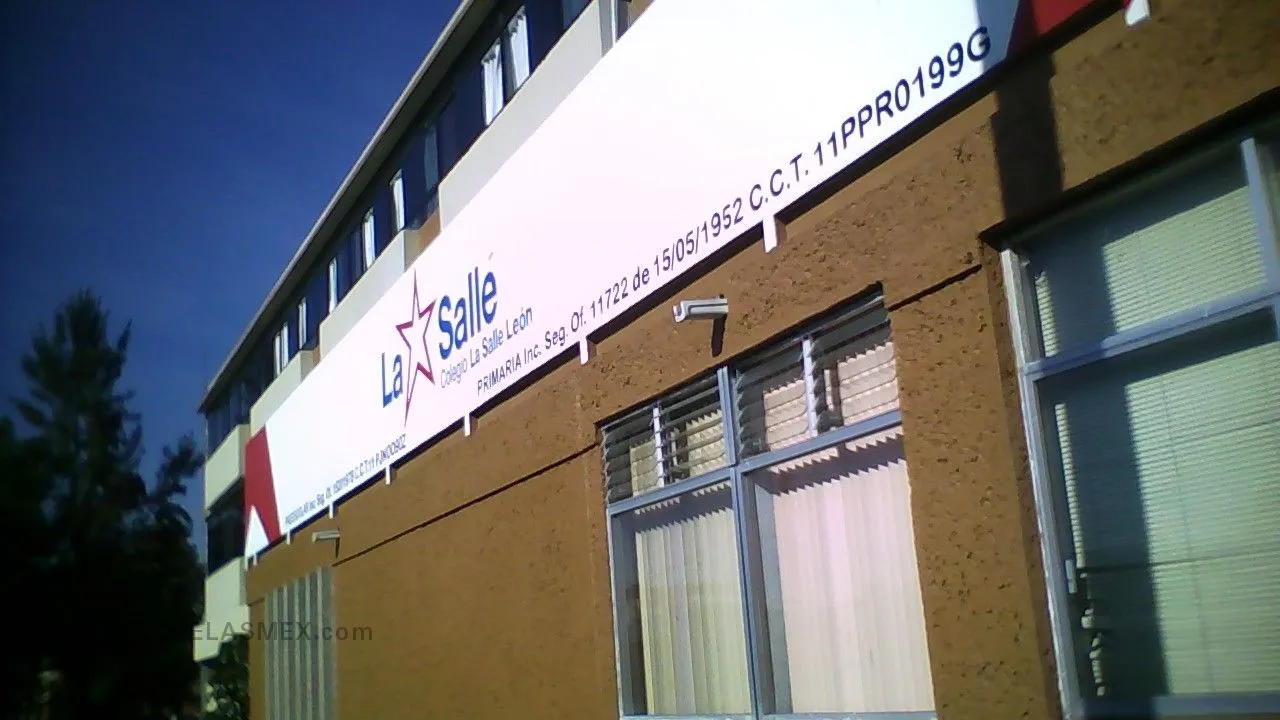 Colegio la Salle León Entrada