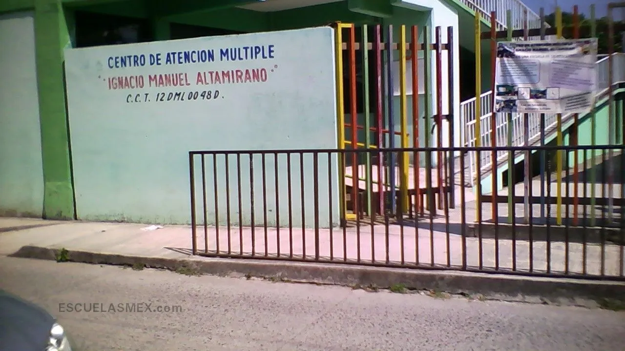 Centro de Atencion Multiple Num 48 Entrada