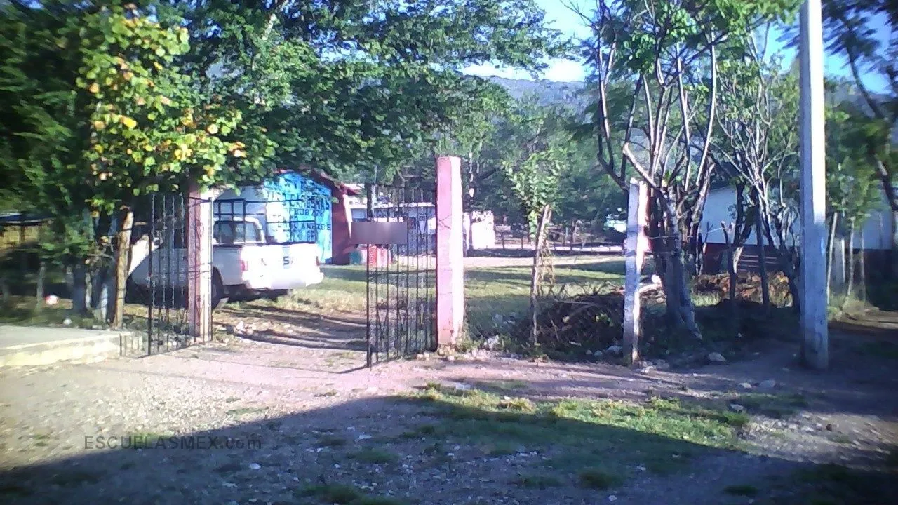 Lazaro Cardenas Entrada