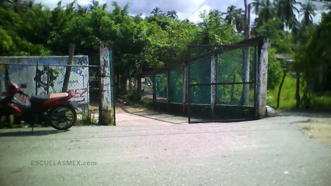 Escuela Secundaria Tecnica Num 156 Juan Alvarez Entrada