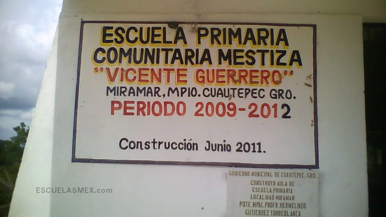 Curso Comunitario de Educacion Preescolar Entrada