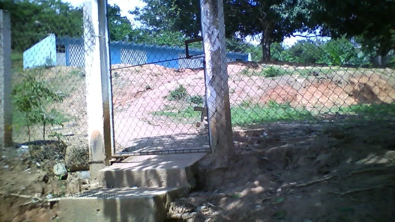 Secundaria Comunitaria Mestiza Entrada