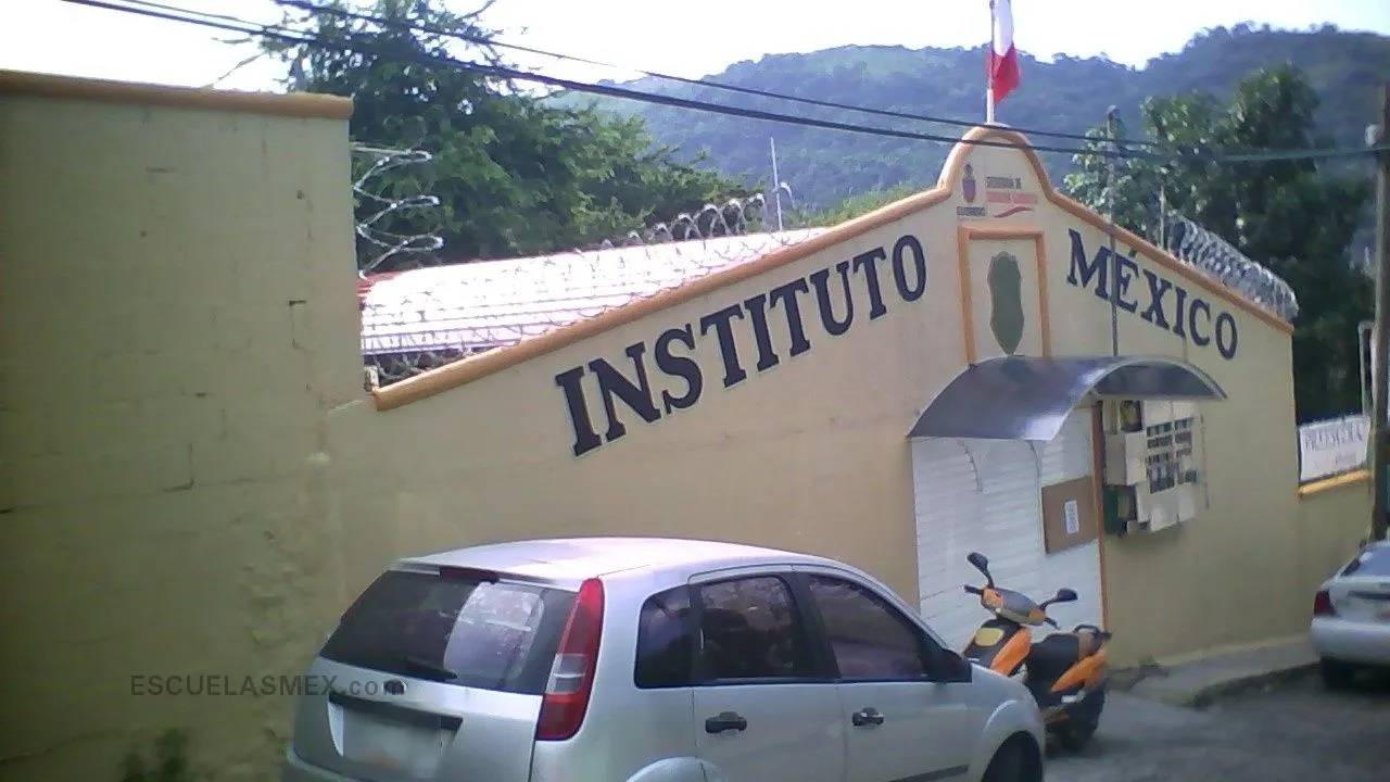Instituto Mexico Entrada
