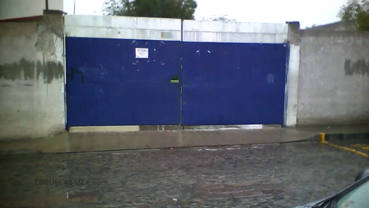 Moises Saenz Entrada