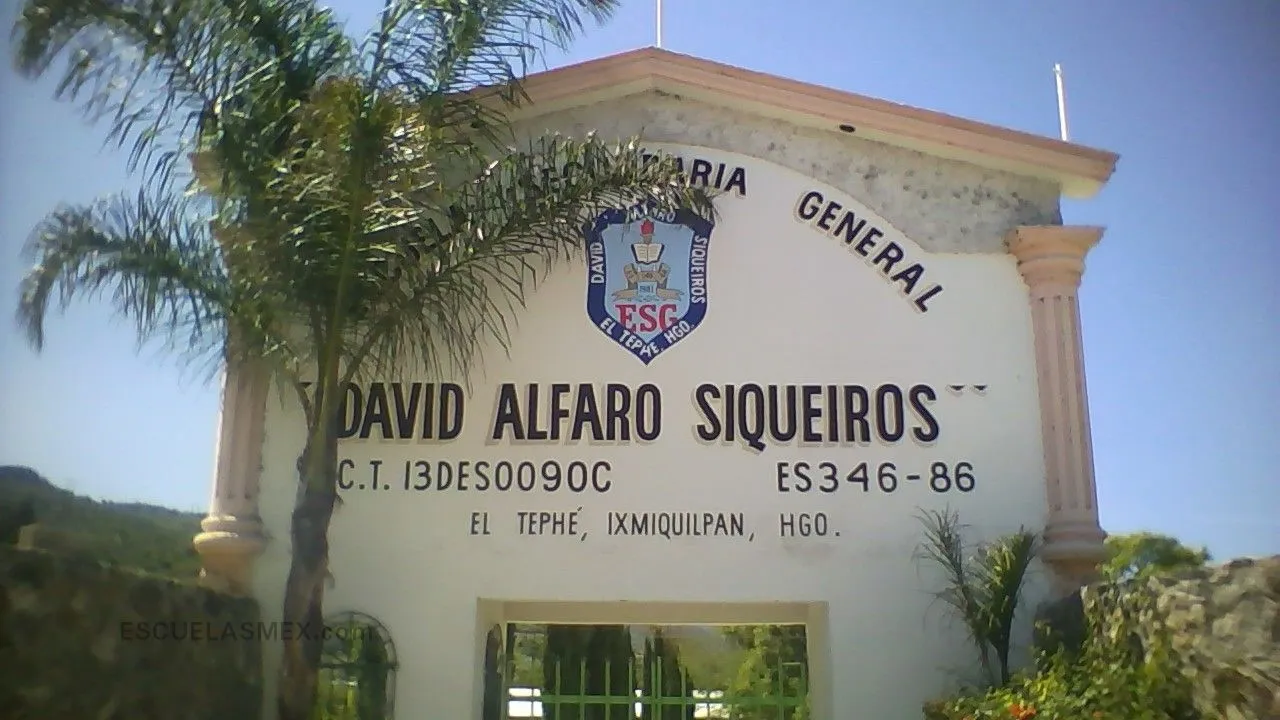 David Alfaro Siqueiros Entrada