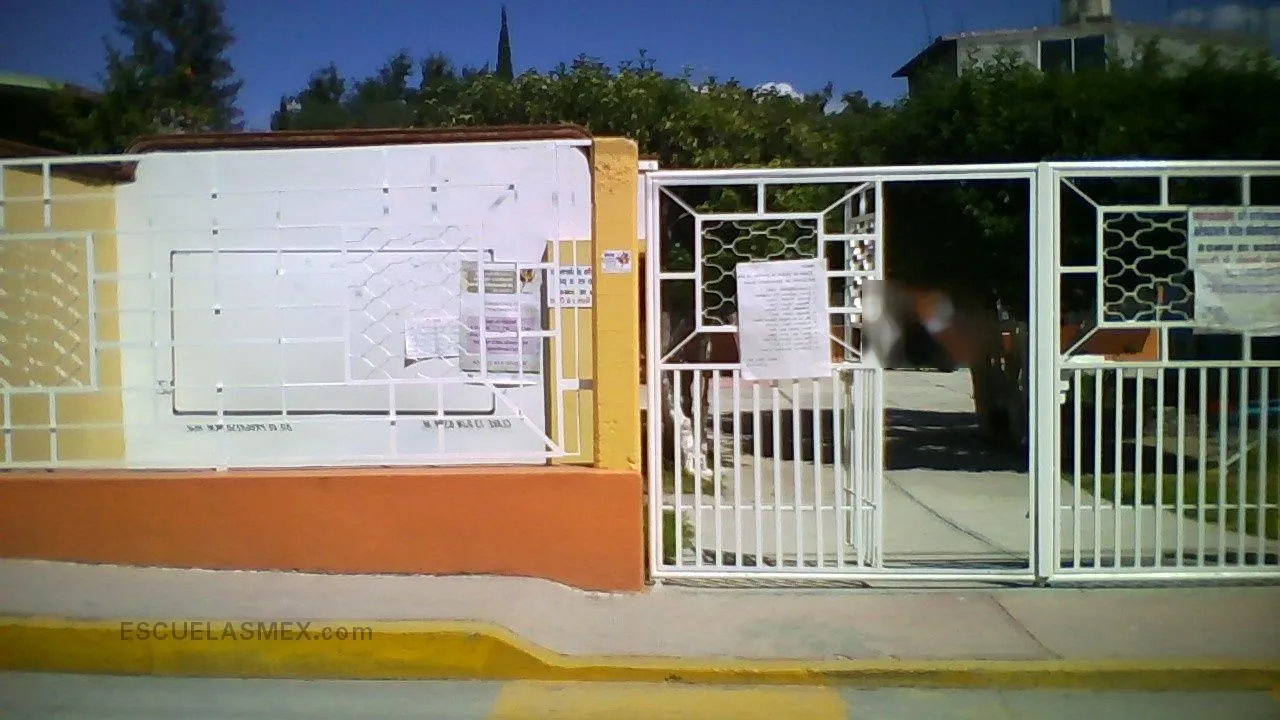Juanita Resendiz de Chavez Entrada