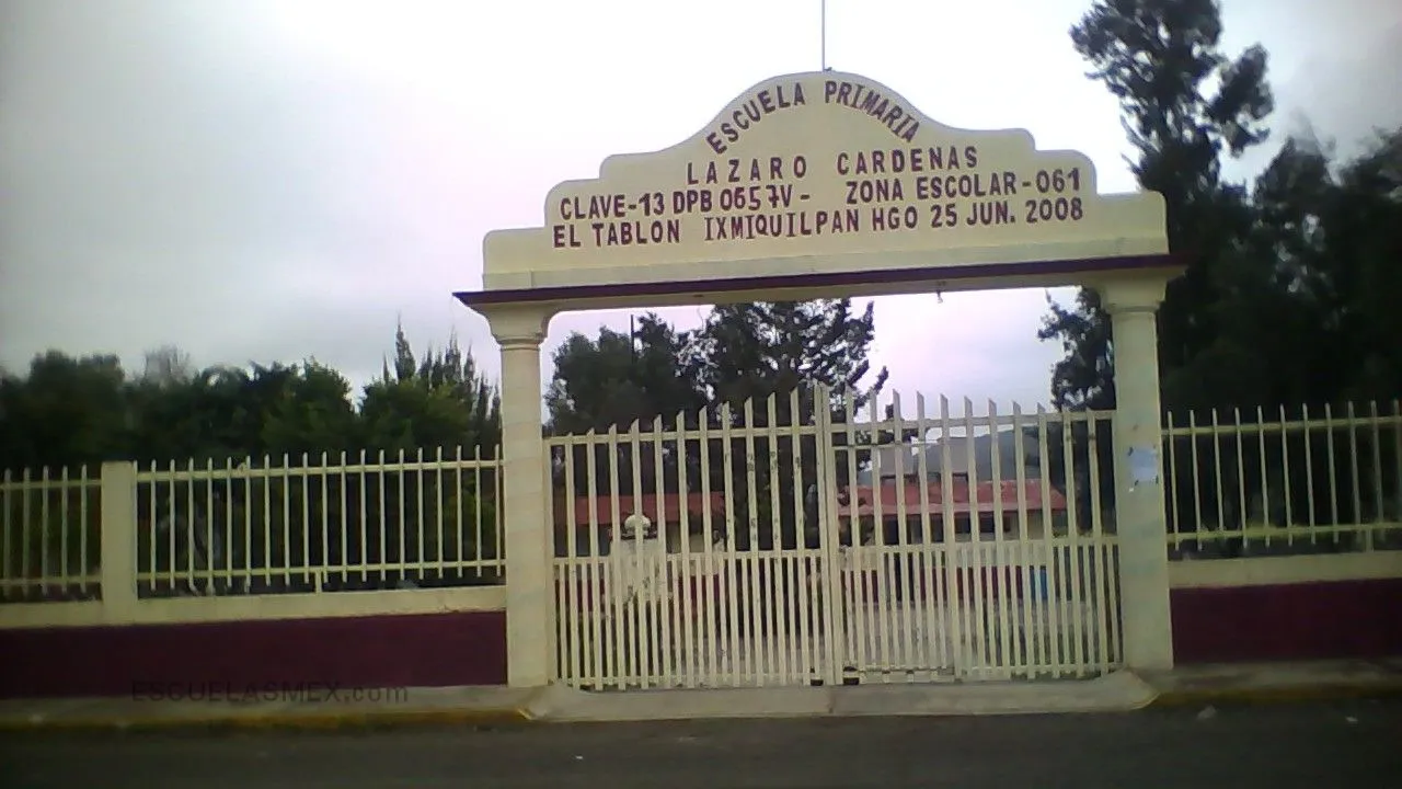 Lazaro Cardenas Entrada